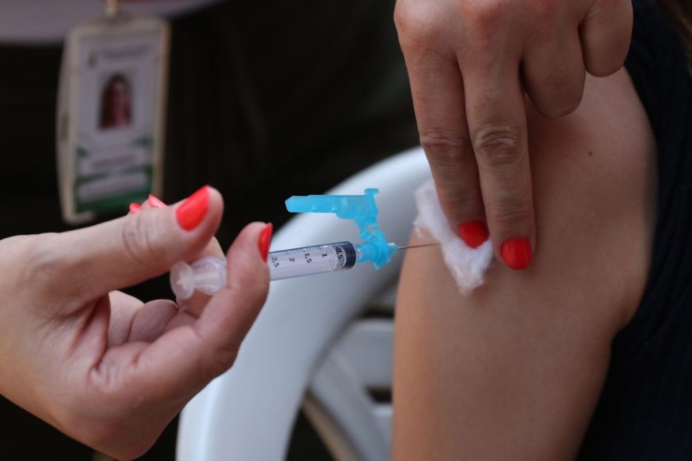 Veja a linha do tempo do Programa Nacional de Imunizações Veja a linha do tempo do Programa Nacional de Imunizações