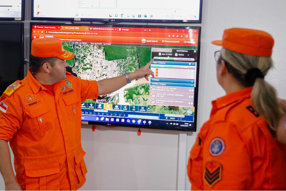 Sala de situa&ccedil;&atilde;o do Corpo de Bombeiros amplia monitoramento e combate de inc&ecirc;ndios no AM