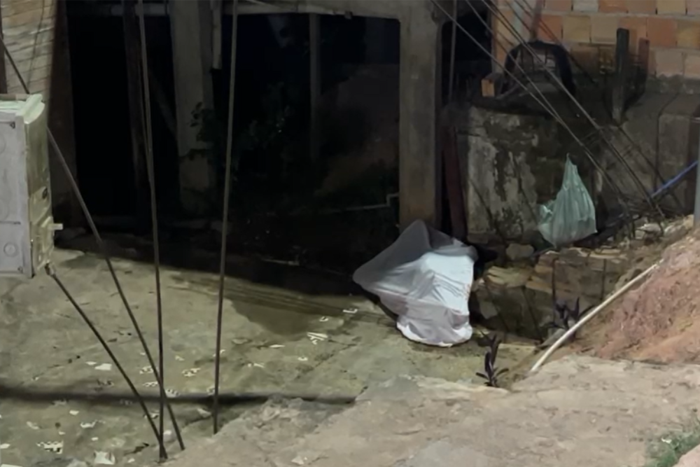 Homem &eacute; executado a tiros ap&oacute;s cair em emboscada no bairro Reden&ccedil;&atilde;o