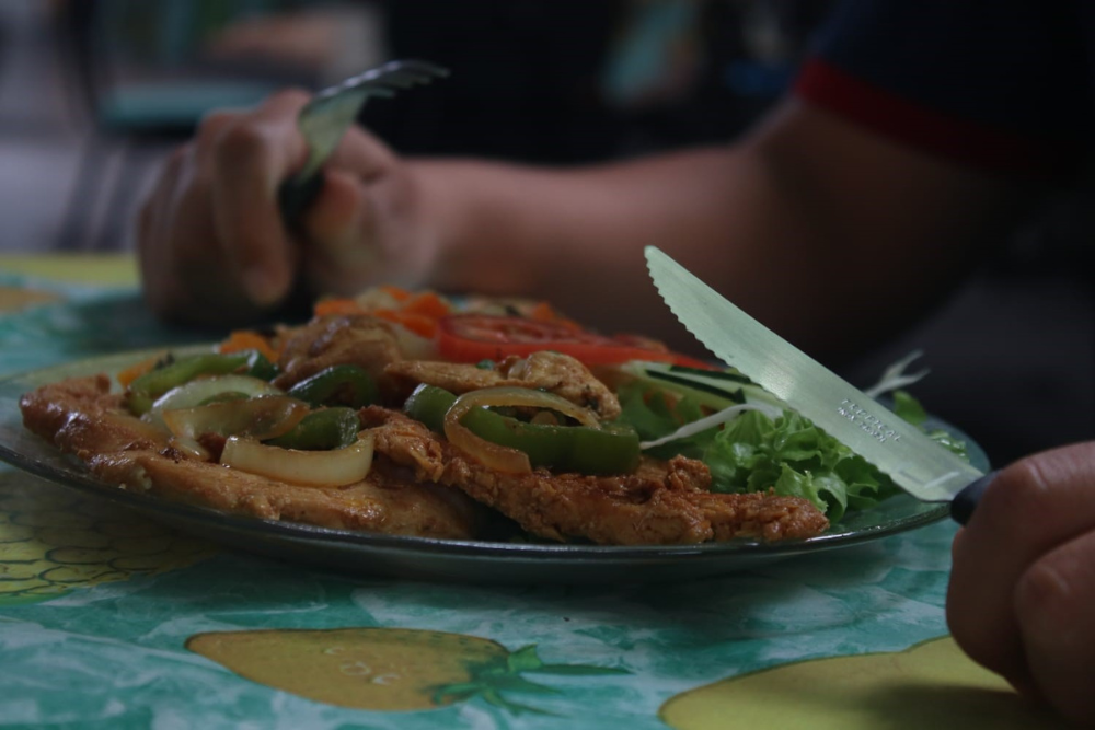 Tempero &eacute; importante para uma alimenta&ccedil;&atilde;o saud&aacute;vel, alerta nutricionista