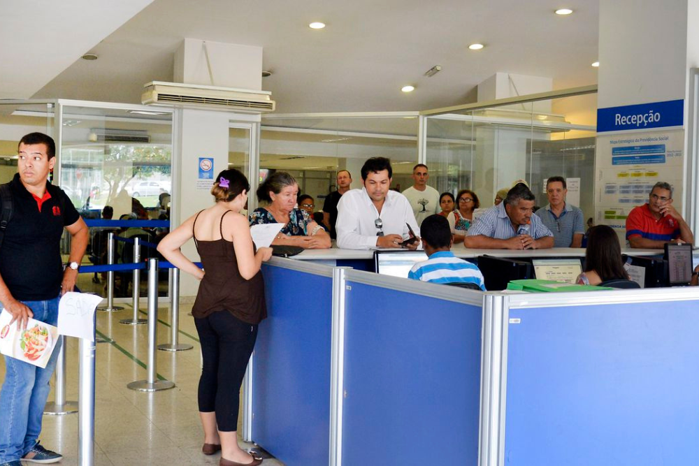 INSS come&ccedil;a a ligar hoje para segurados anteciparem per&iacute;cia 