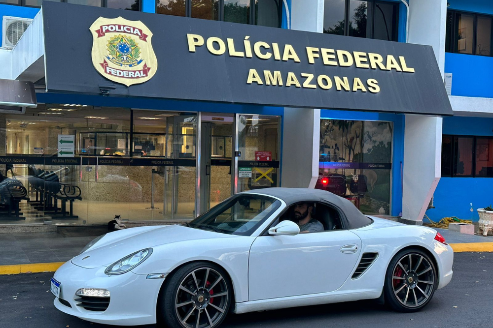 PF apreende carro de luxo de organização criminosa em Manaus PF apreende carro de luxo de organização criminosa em Manaus