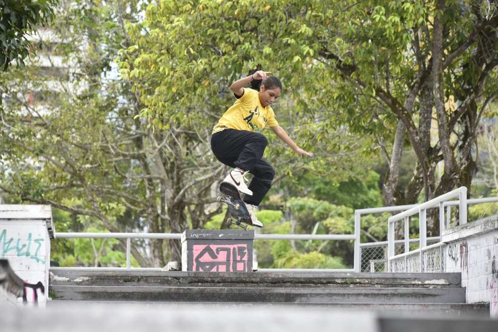 Daniela Martins, do Amazonas, &eacute; destaque entre as melhores do skate nacional