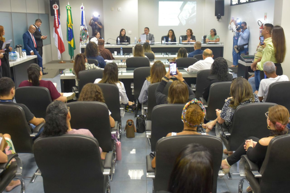 Audiência pública na Aleam debate políticas públicas sobre pessoas em situação de rua Audiência pública na Aleam debate políticas públicas sobre pessoas em situação de rua