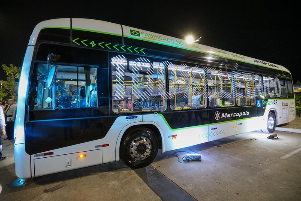 Frota de &ocirc;nibus ser&aacute; refor&ccedil;ada para atender evento a&eacute;reo neste domingo em Manaus