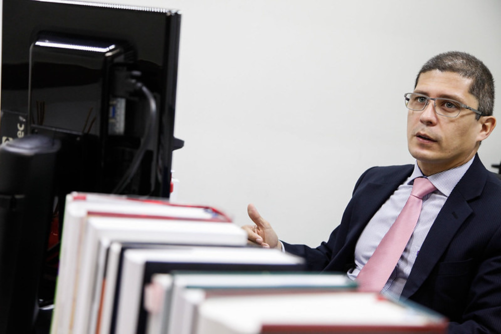 Empresa terá que indenizar cliente após falha que favoreceu invasão de imóvel duas vezes no mesmo dia Empresa terá que indenizar cliente após falha que favoreceu invasão de imóvel duas vezes no mesmo dia