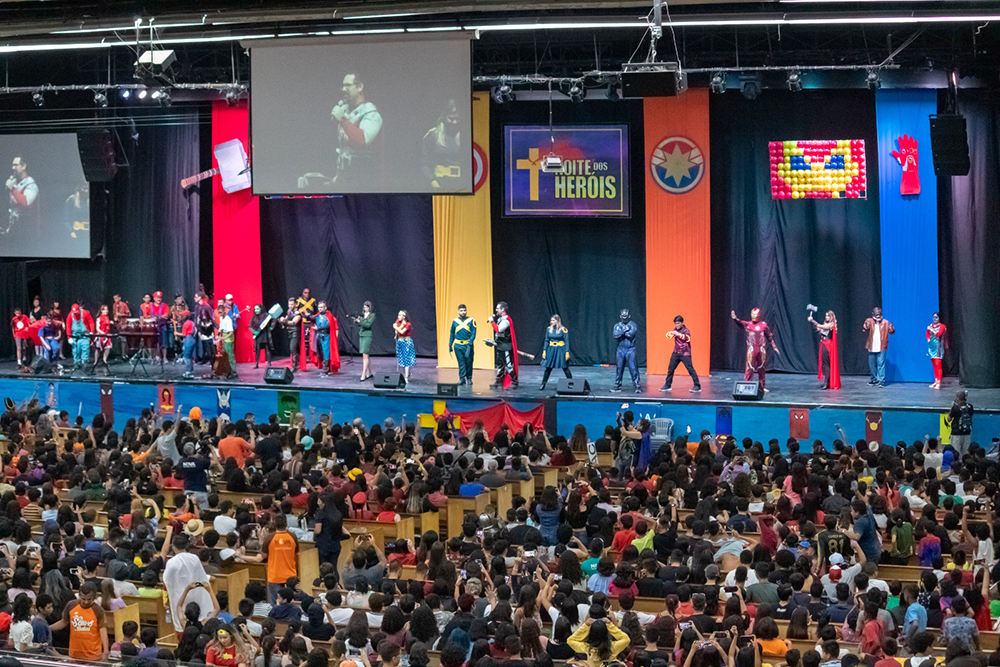 Nova Igreja Batista apresenta 'Noite dos Heróis' para adolescentes de ...
