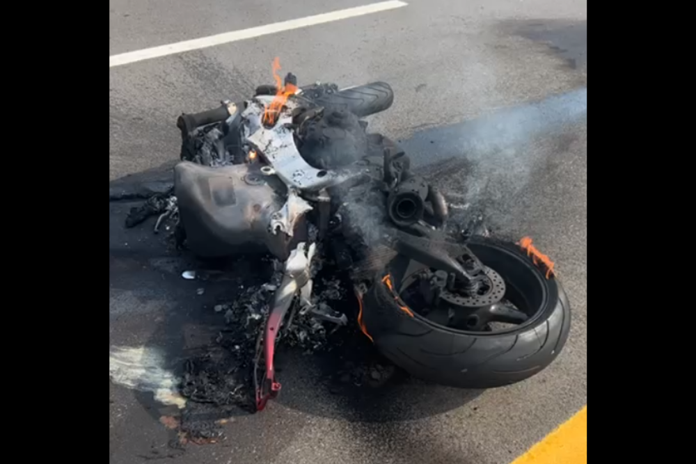 Motociclista morre ap&oacute;s colidir com carro na rodovia Manoel Urbano