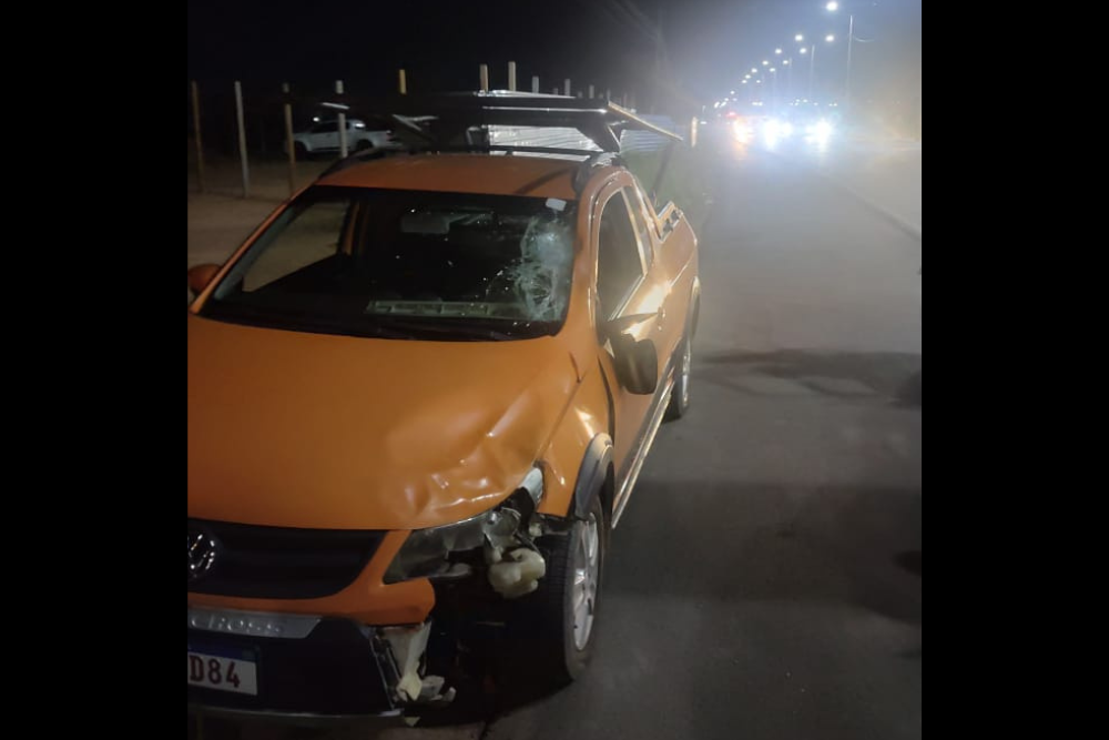 Caminhoneiro morre atropelado ao tentar atravessar rodovia AM-070