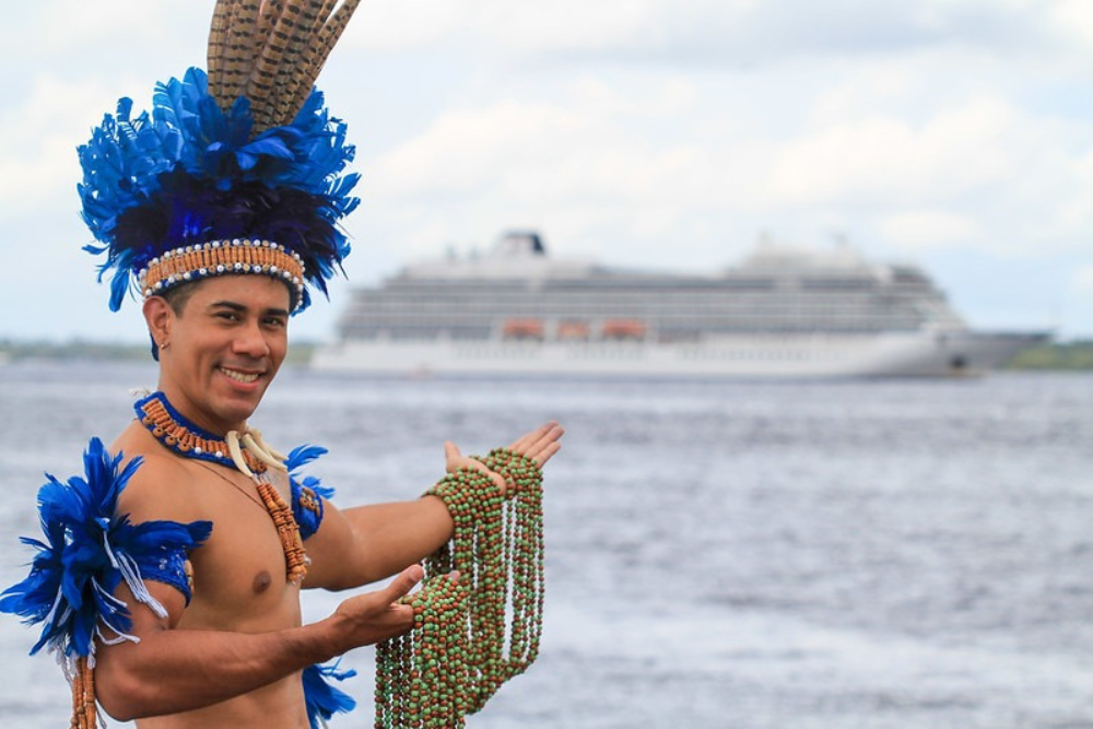 Temporada de cruzeiros vai receber mais de 25 mil turistas em Manaus Temporada de cruzeiros vai receber mais de 25 mil turistas em Manaus