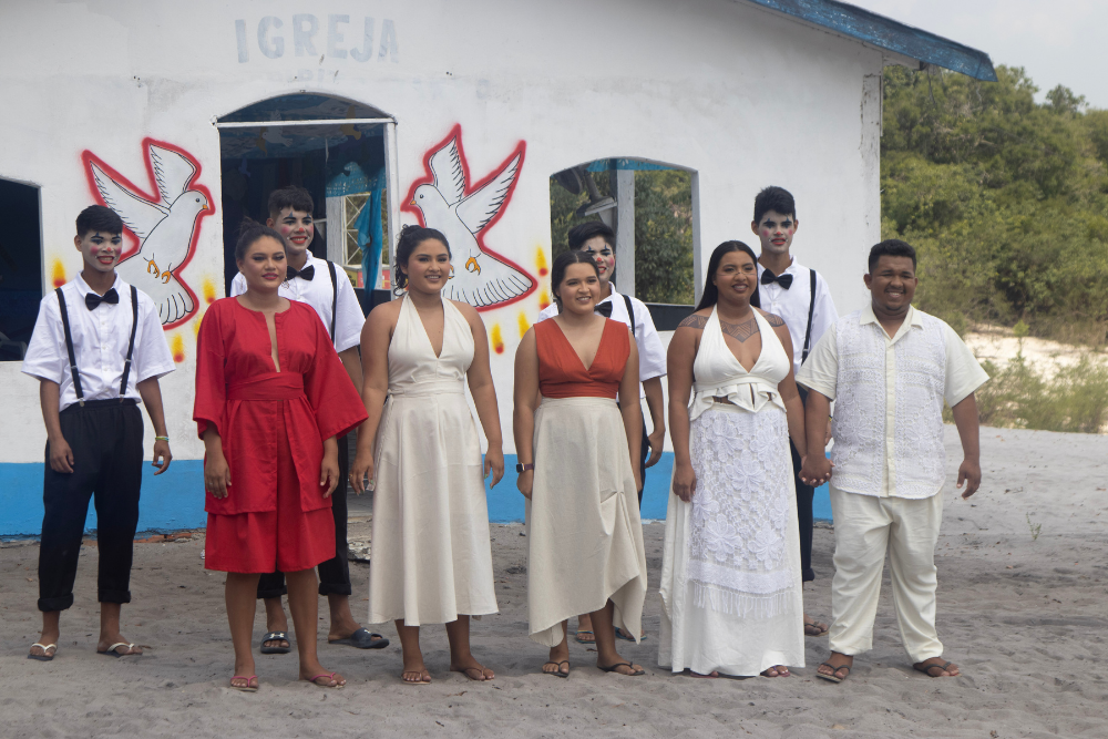 Espetáculo arrecada doações para famílias atingidas pela seca no Amazonas Espetáculo arrecada doações para famílias atingidas pela seca no Amazonas