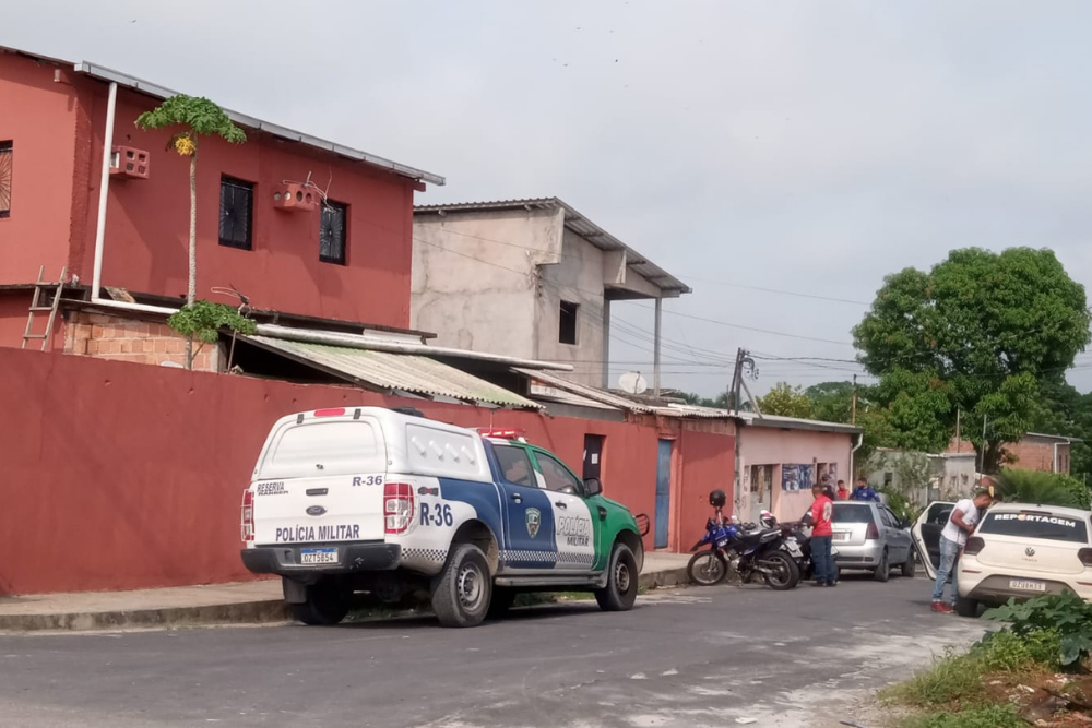 Dono de distribuidora é morto com tiro na nuca durante assalto no Santa Etelvina Dono de distribuidora é morto com tiro na nuca durante assalto no Santa Etelvina