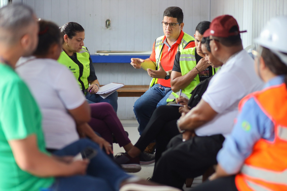 Sedurb realiza reuni&atilde;o com moradores das &aacute;reas de obras do Prosamin+