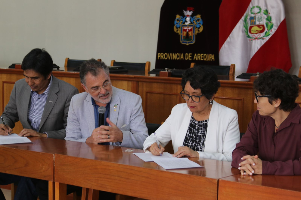 Organizações lideram iniciativa para criar área de proteção na nascente do rio Amazonas Organizações lideram iniciativa para criar área de proteção na nascente do rio Amazonas