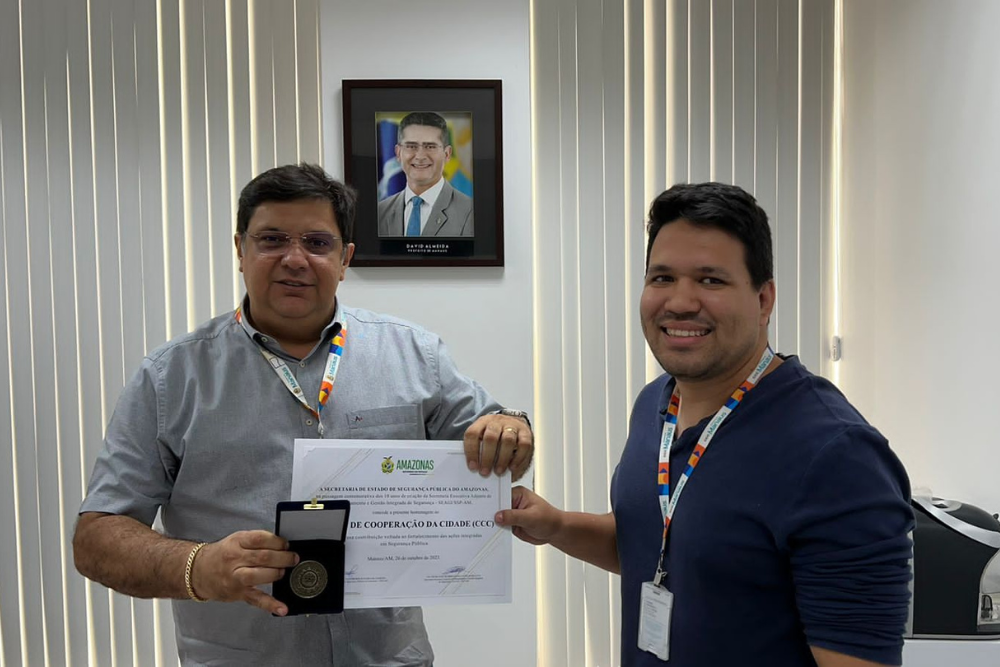 Centro de Cooperação da Cidade é homenageado por atuação nas ações de monitoramento em Manaus Centro de Cooperação da Cidade é homenageado por atuação nas ações de monitoramento em Manaus