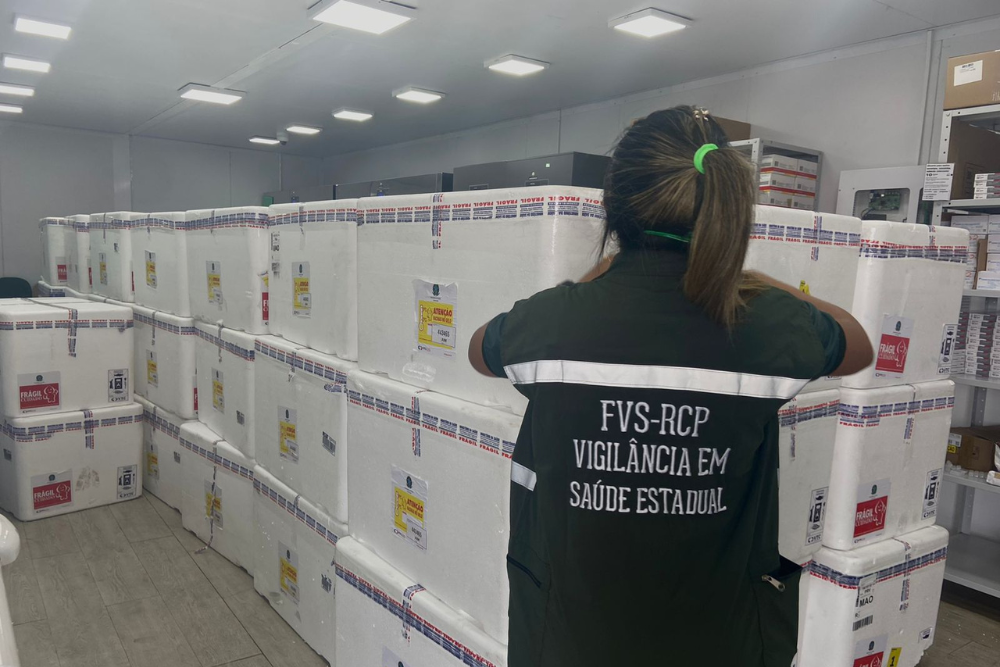 Amazonas recebe mais de 1 milh&atilde;o de doses de vacina contra a gripe