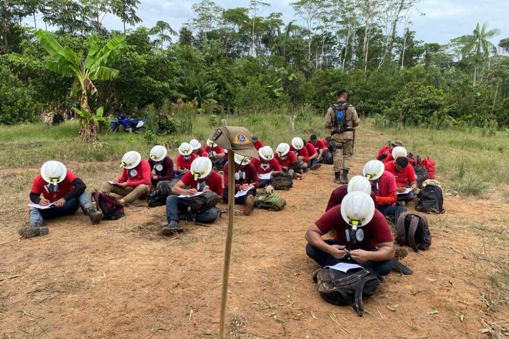 Secretaria forma novos brigadistas para apoiar combate a incêndios em Tapauá Secretaria forma novos brigadistas para apoiar combate a incêndios em Tapauá