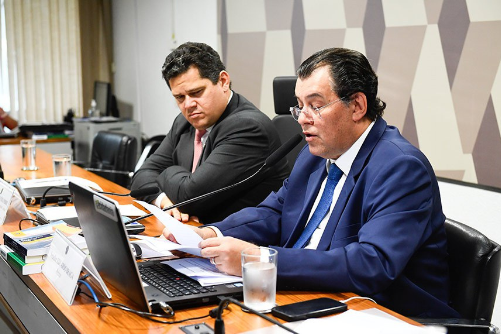 Reforma tributária deve ser votada na CCJ na terça-feira Reforma tributária deve ser votada na CCJ na terça-feira