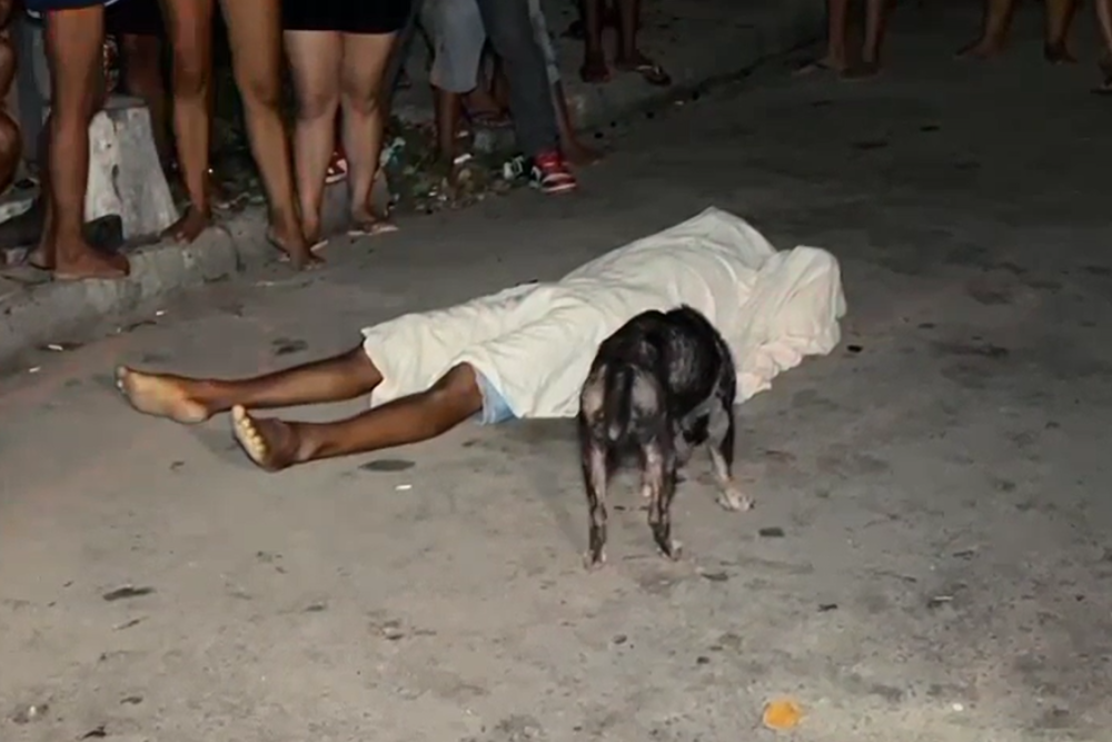 Jovem &eacute; executado a tiros na comunidade Parque S&atilde;o Pedro