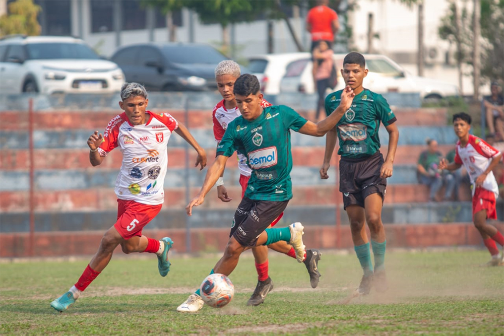 Santos goleia Manaus FC no fechamento da 1ª fase do AM Sub-11