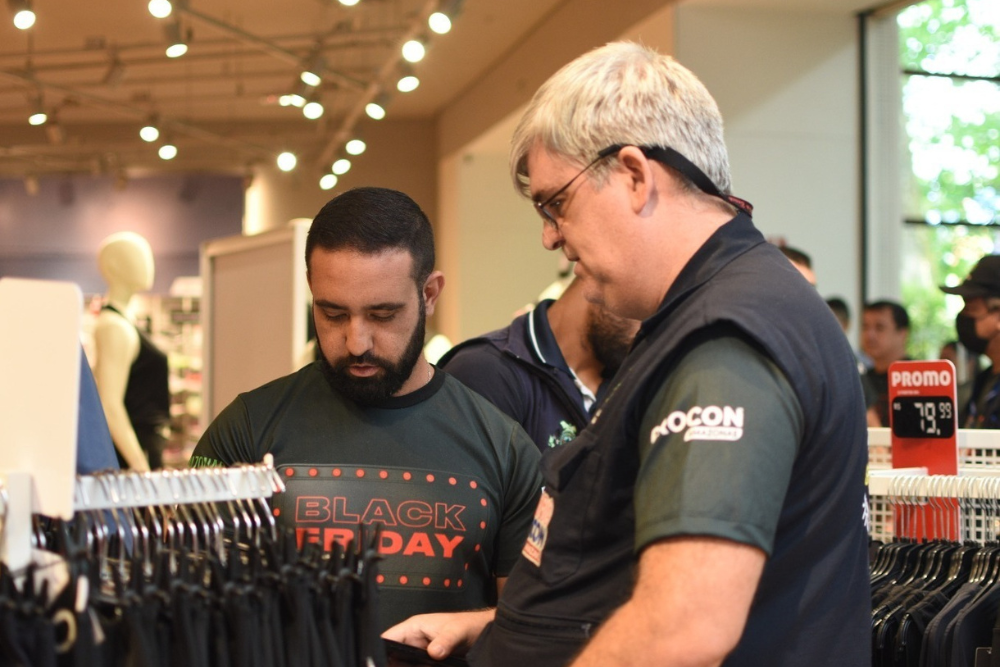 Procon-AM d&aacute; dicas para consumidor realizar boas compras na Black Friday