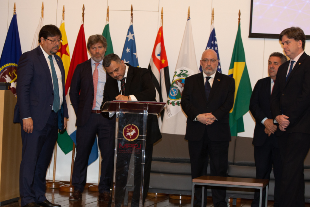 MPAM assina protocolo para intercâmbio de informações sobre crimes cibernéticos MPAM assina protocolo para intercâmbio de informações sobre crimes cibernéticos