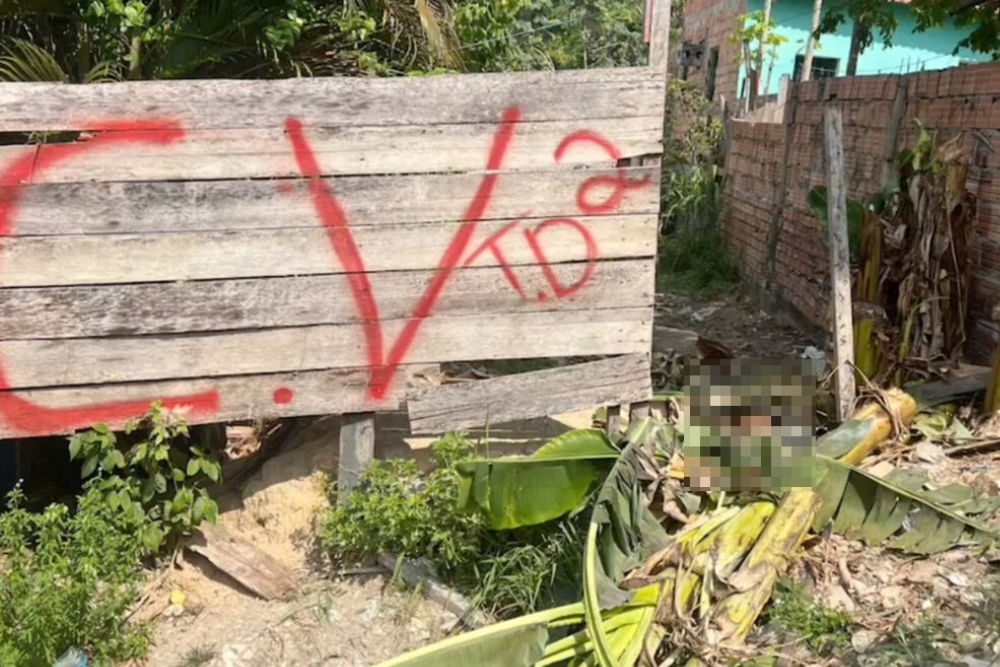 Homem &eacute; morto a pedradas e pauladas na Cidade de Deus