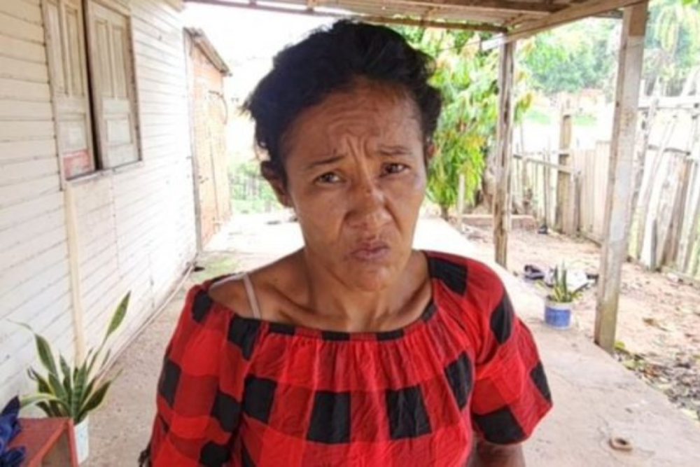 Em Itacoatiara, mulher &eacute; morta a ter&ccedil;adadas ap&oacute;s negar moedas a criminoso