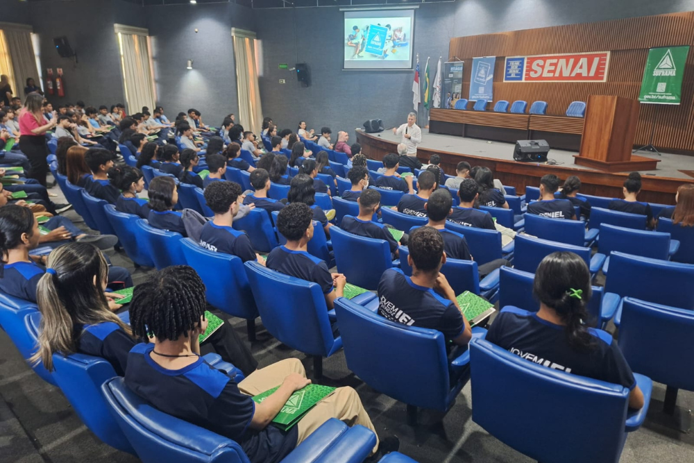 &Uacute;ltimo 'Suframa nas Escolas' do ano re&uacute;ne mais de 150 alunos no Senai-AM