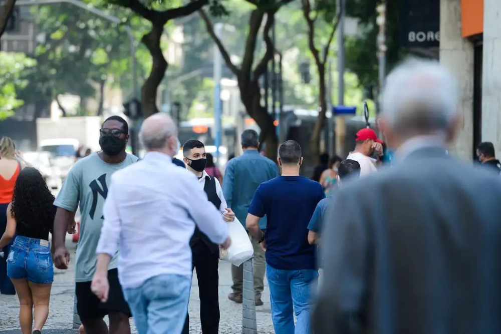 Esperança de vida ao nascer no Brasil fica em 75,5 anos em 2022 Esperança de vida ao nascer no Brasil fica em 75,5 anos em 2022