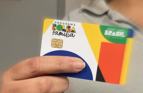 Caixa paga novo Bolsa Família a beneficiários com NIS de final 4
