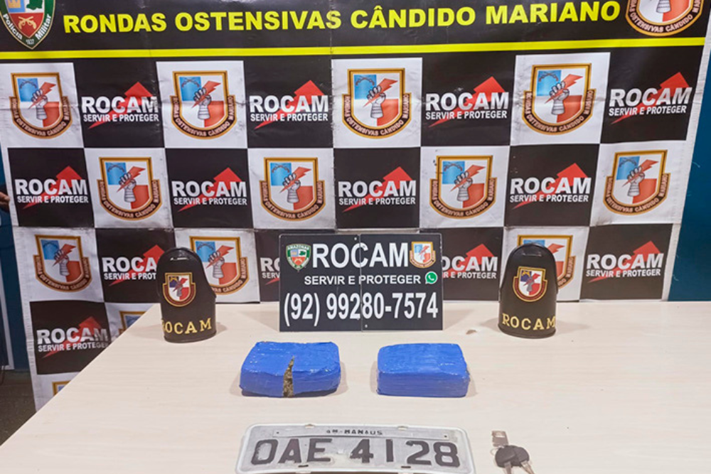 Suspeito é preso com 2 kg de drogas em carro no Novo Aleixo Suspeito é preso com 2 kg de drogas em carro no Novo Aleixo