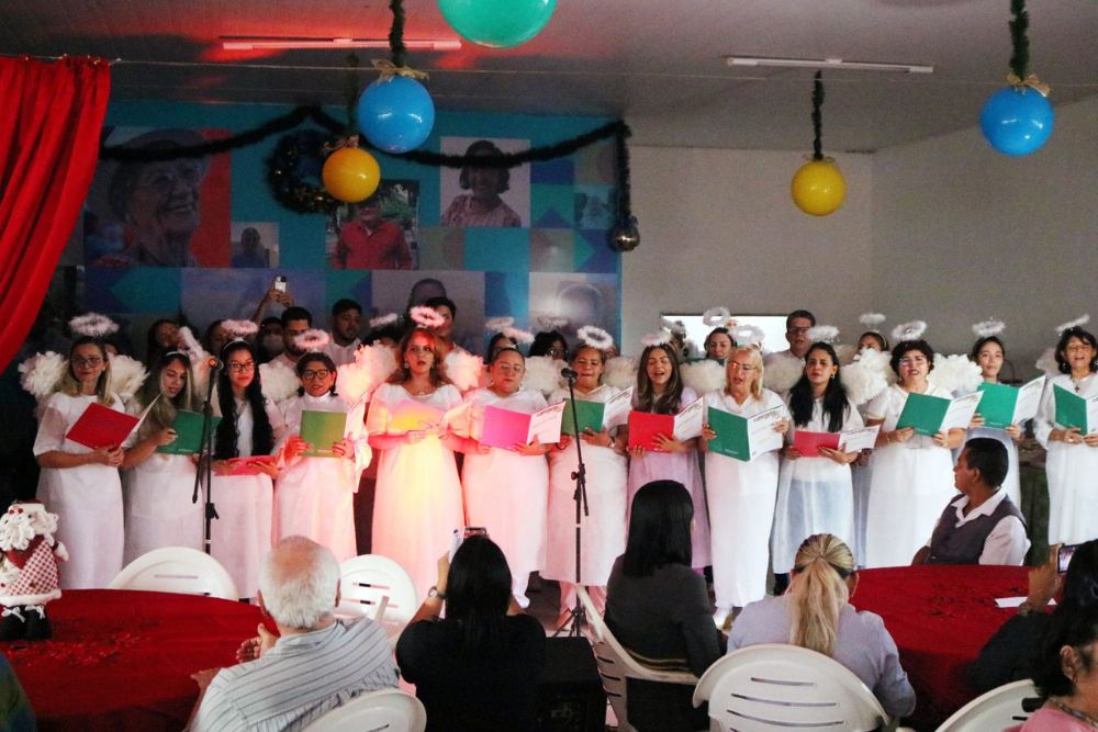 Idosos da Fundação Doutor Thomas receberão espetáculo ‘Natal de Luz’ Idosos da Fundação Doutor Thomas receberão espetáculo ‘Natal de Luz’