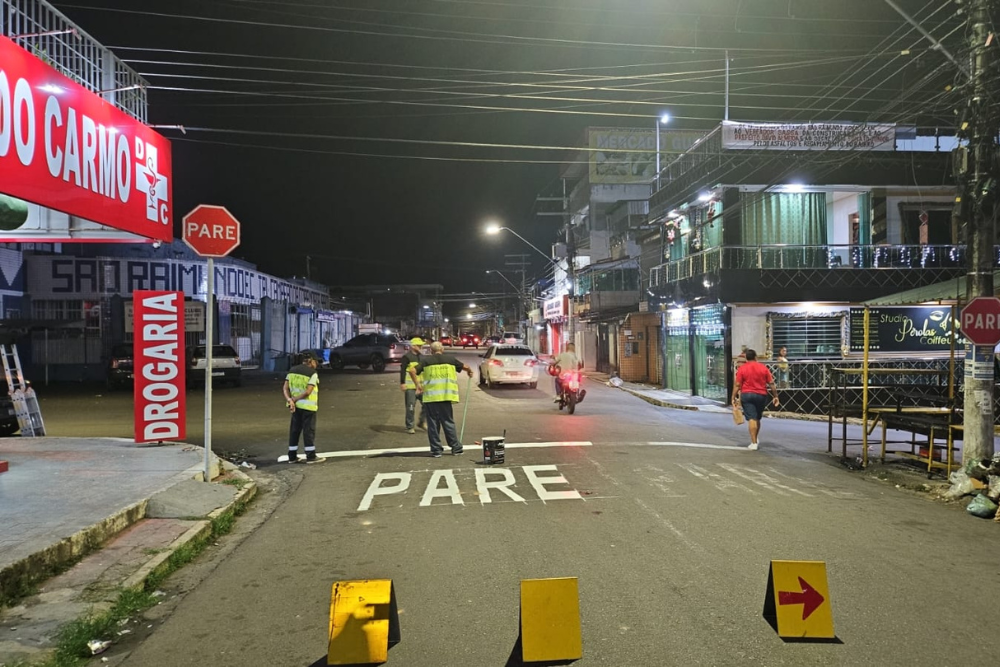 Bairro S&atilde;o Raimundo ganha sinaliza&ccedil;&atilde;o vi&aacute;ria para ordenar a circula&ccedil;&atilde;o de ve&iacute;culos