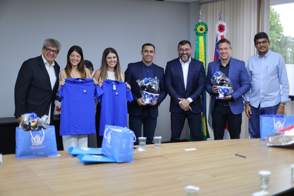 Rossy Amoedo comemora chegada da Azul Linhas Aéreas como patrocinadora do Festival de Parintins Rossy Amoedo comemora chegada da Azul Linhas Aéreas como patrocinadora do Festival de Parintins