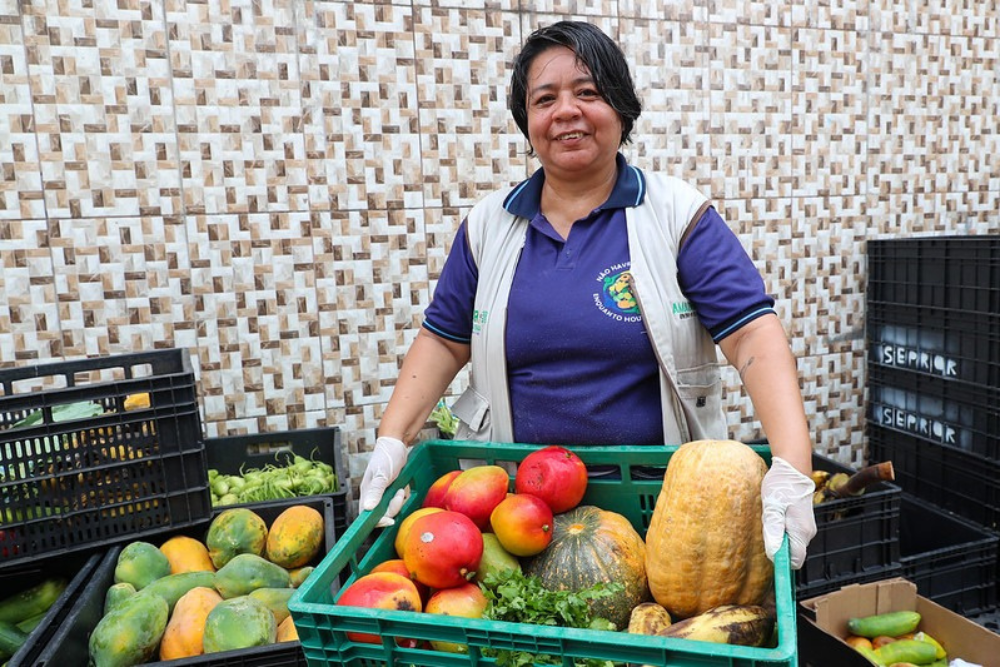 Programa de Combate ao Desperdício e à Perda de Alimentos arrecadou mais de 350 toneladas em 2023 Programa de Combate ao Desperdício e à Perda de Alimentos arrecadou mais de 350 toneladas em 2023