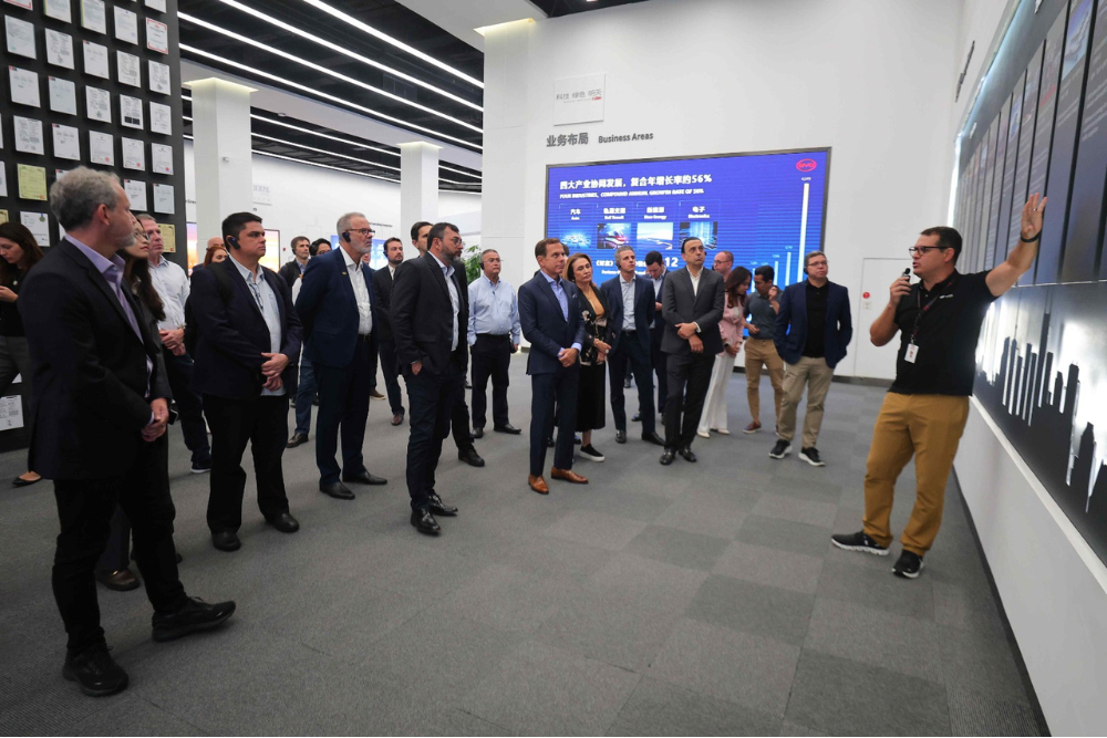 Wilson Lima visita empresas na China com operação no Polo Industrial de Manaus Wilson Lima visita empresas na China com operação no Polo Industrial de Manaus