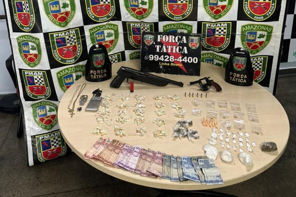 Dupla &eacute; presa com armas e drogas em hotel no Centro de Manaus