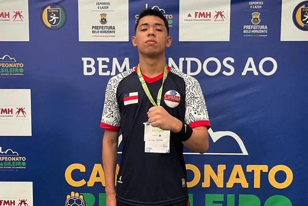 Jogador de handebol do Castanho ganha contrato em SP e amigo PM pede ajuda para despesas Jogador de handebol do Castanho ganha contrato em SP e amigo PM pede ajuda para despesas