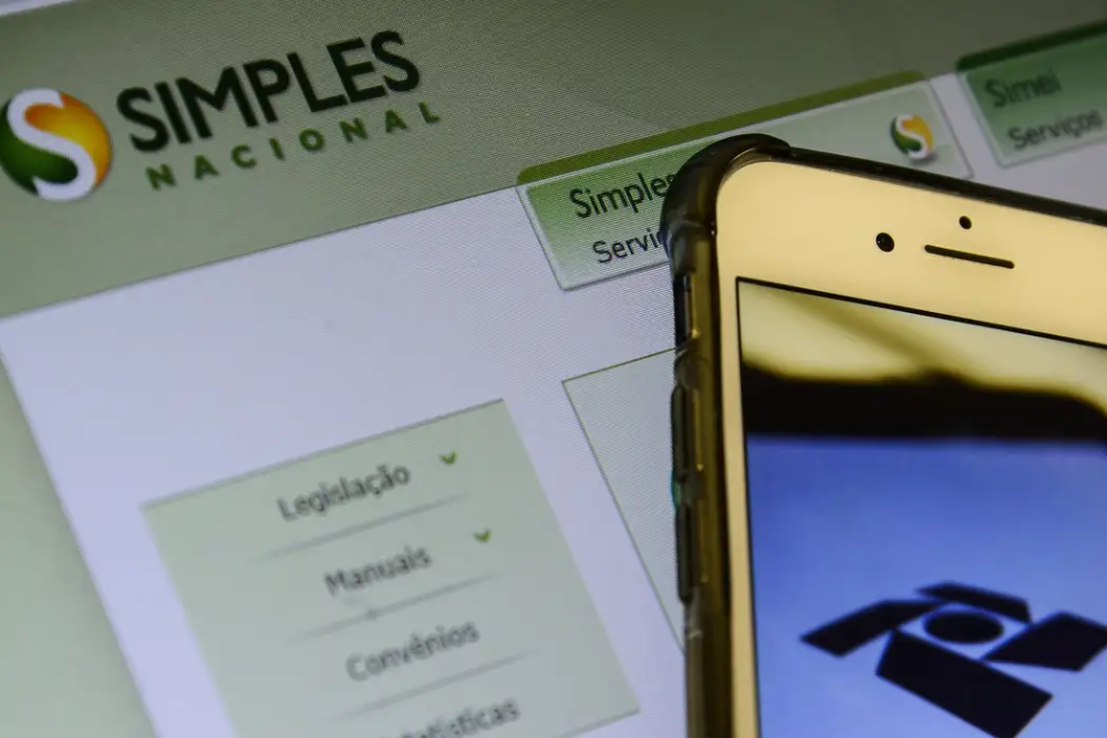 Micro e pequenas empresas podem aderir ao Simples Nacional até quarta Micro e pequenas empresas podem aderir ao Simples Nacional até quarta