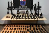 Polícia apreende arsenal com armas de grosso calibre na zona norte de Manaus