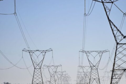 Exportação de energia a países vizinhos produz ganho de R$ 888 milhões