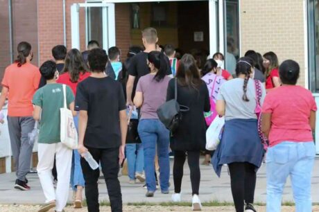 Prazo para complementar inscrição adiada do Fies começa nesta quarta-feira (7)