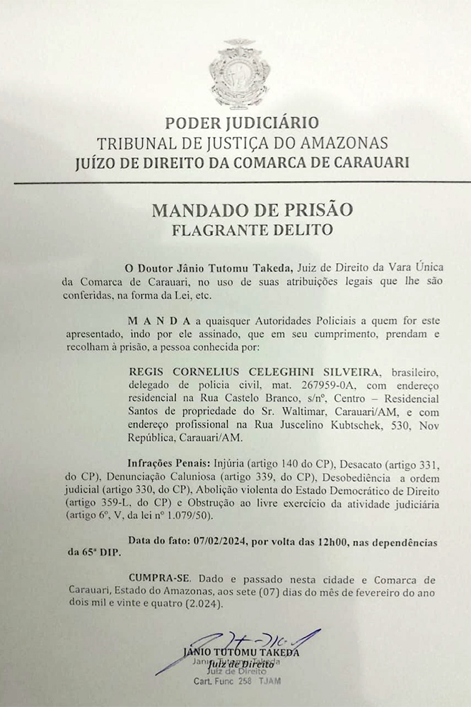 Juiz prende delegado
