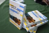 Editora UEA lança obra que discute Direito sobre moradias flutuantes