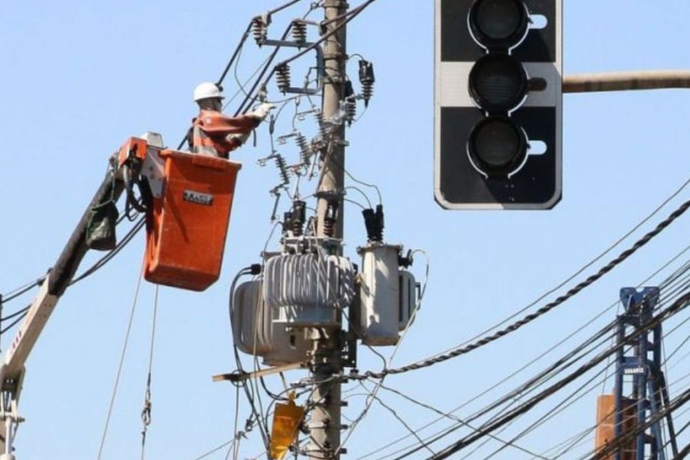 Cinco bairros de Manaus ficar&atilde;o sem energia neste s&aacute;bado (17)