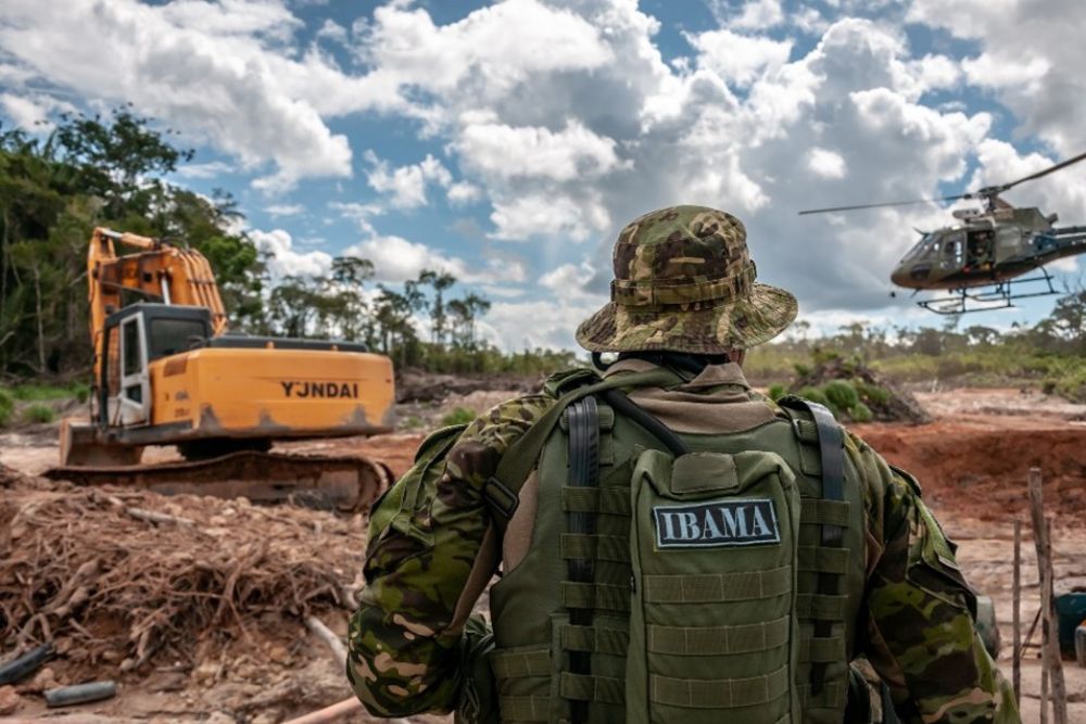 Servidores ambientais mantêm paralisação após nova reunião com governo federal Servidores ambientais mantêm paralisação após nova reunião com governo federal
