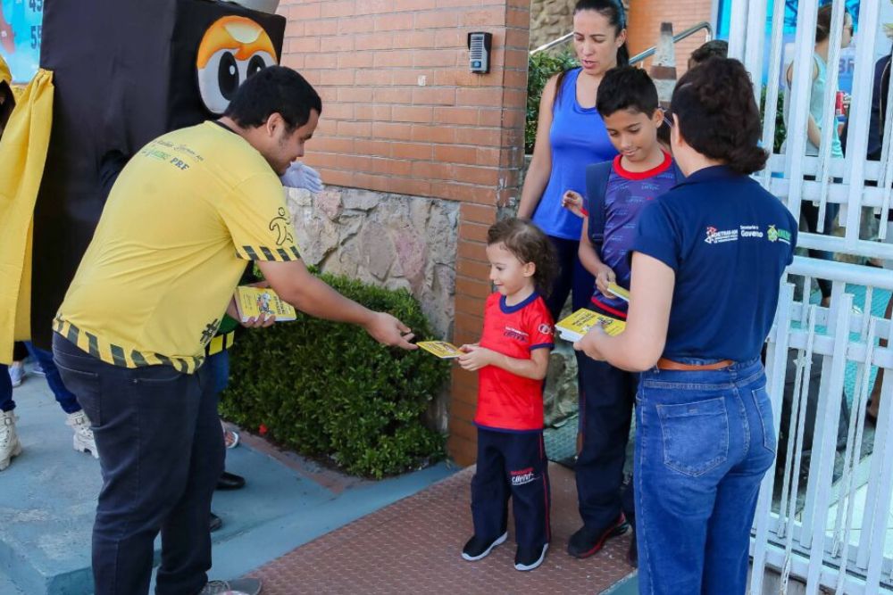 Detran-AM dá continuidade em ação de conscientização nas escolas Detran-AM dá continuidade em ação de conscientização nas escolas