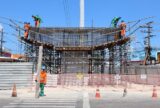 Com a instalação da última viga, obras do complexo viário Rei Pelé estão 40% concluídas