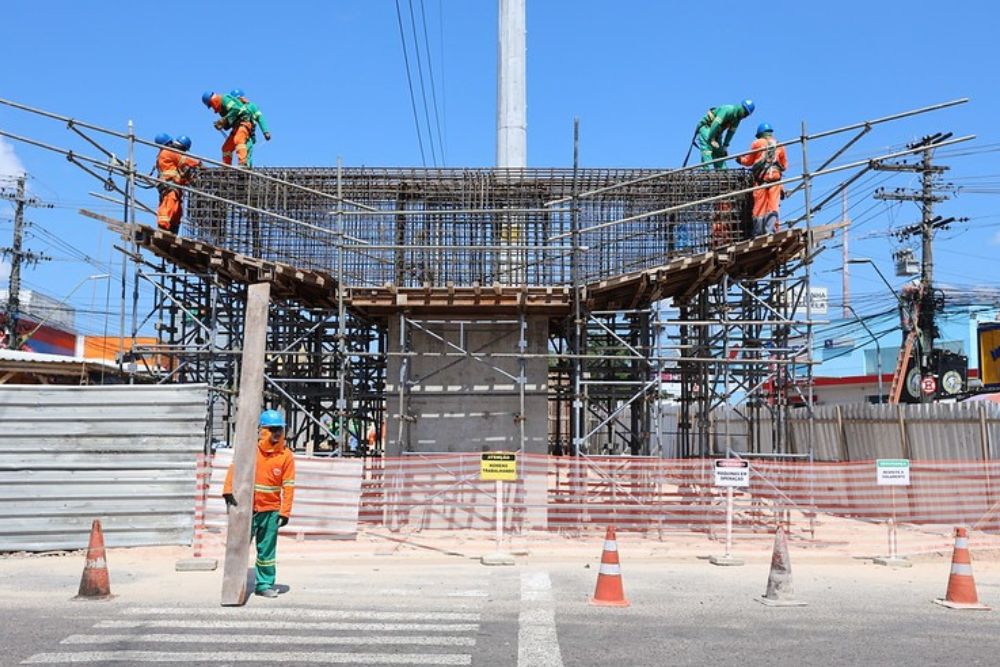 Obras do complexo viário Rei Pelé estão 40% concluídas Obras do complexo viário Rei Pelé estão 40% concluídas
